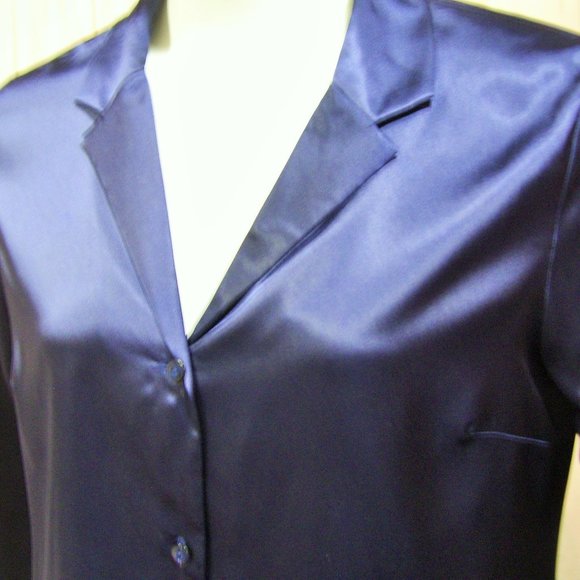 Victoria's Secret Navy Blue Satin Pajamas  Size M  NWOT - Picture 2 of 3